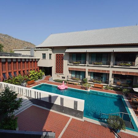 Plakan Resort Kanchanaburi Luaran gambar