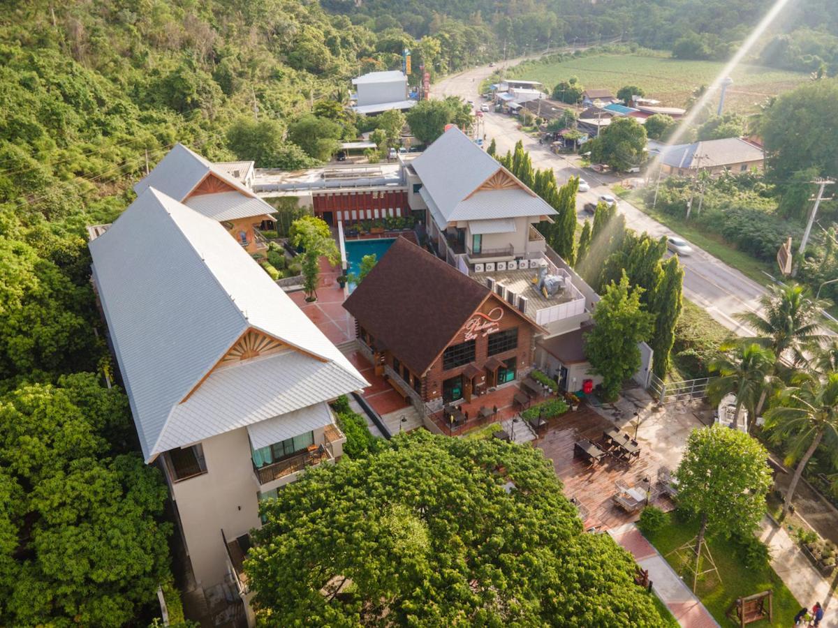 Plakan Resort Kanchanaburi Luaran gambar