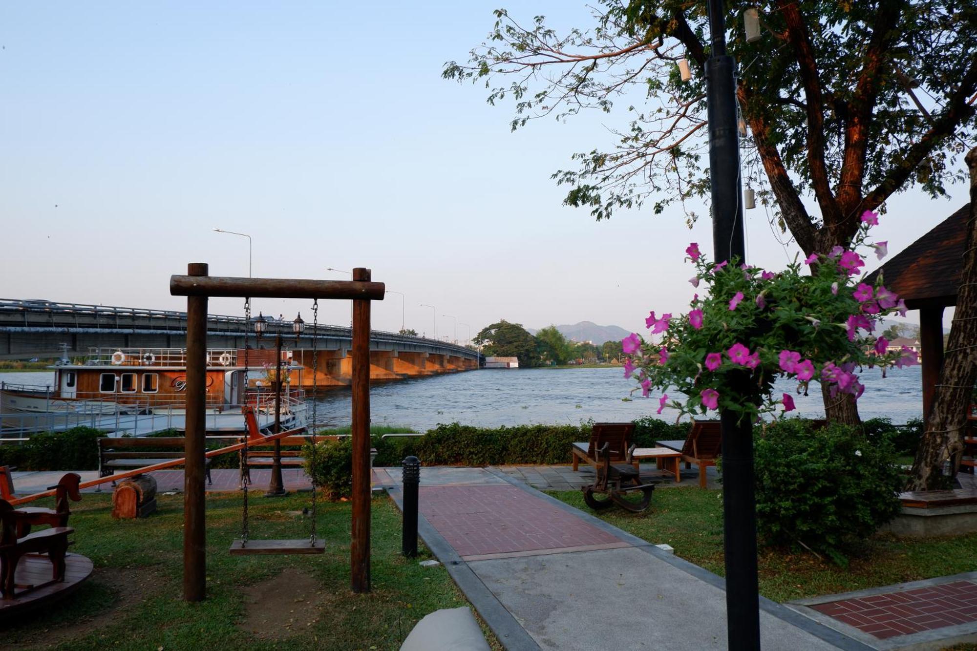Plakan Resort Kanchanaburi Luaran gambar