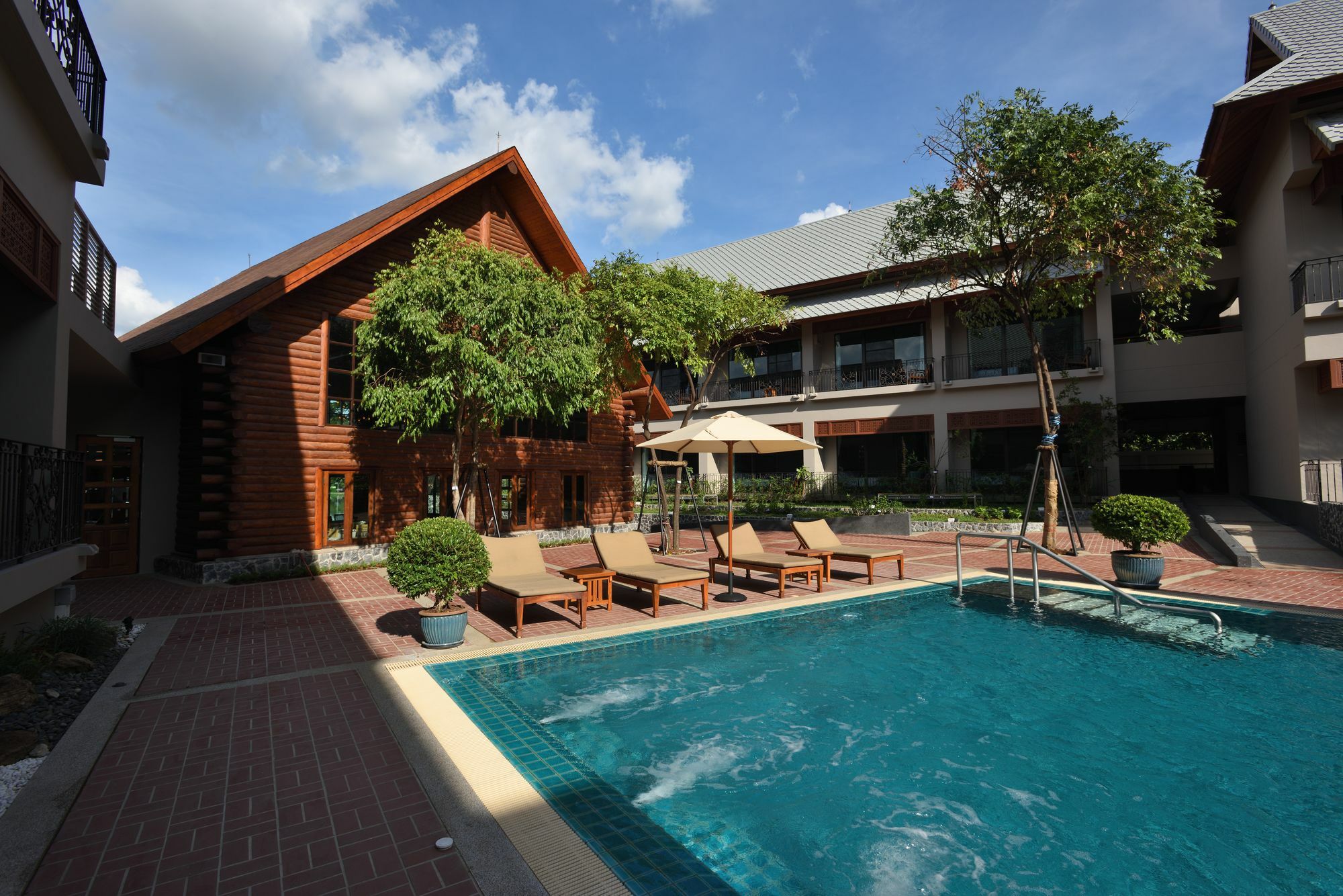 Plakan Resort Kanchanaburi Luaran gambar